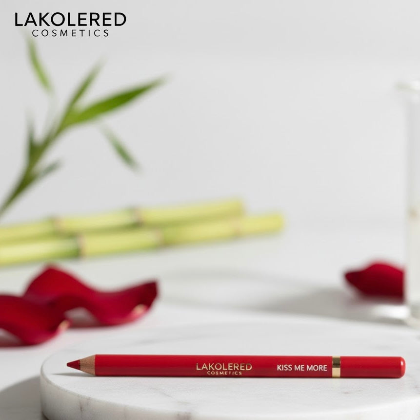 Kiss Me More Lip Liner